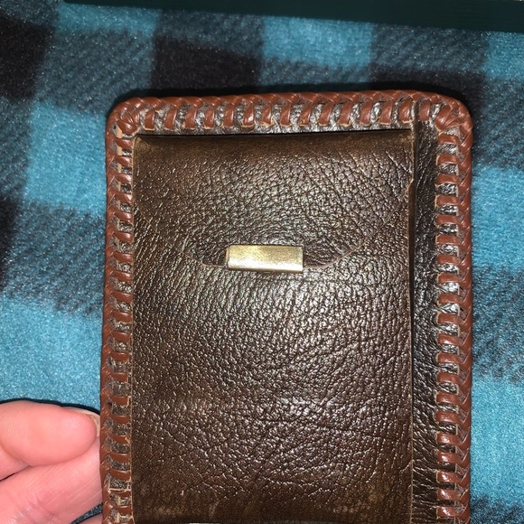 Hand Tooled leather braided Native American wallet with box - Picture 10 of 15